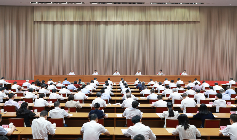 王曉暉出席全省網(wǎng)絡安全和信息化工作會議強調 加快建設網(wǎng)絡強省數(shù)字四川 全力推動網(wǎng)信事業(yè)高質量發(fā)展 黃強主持「相關圖片」